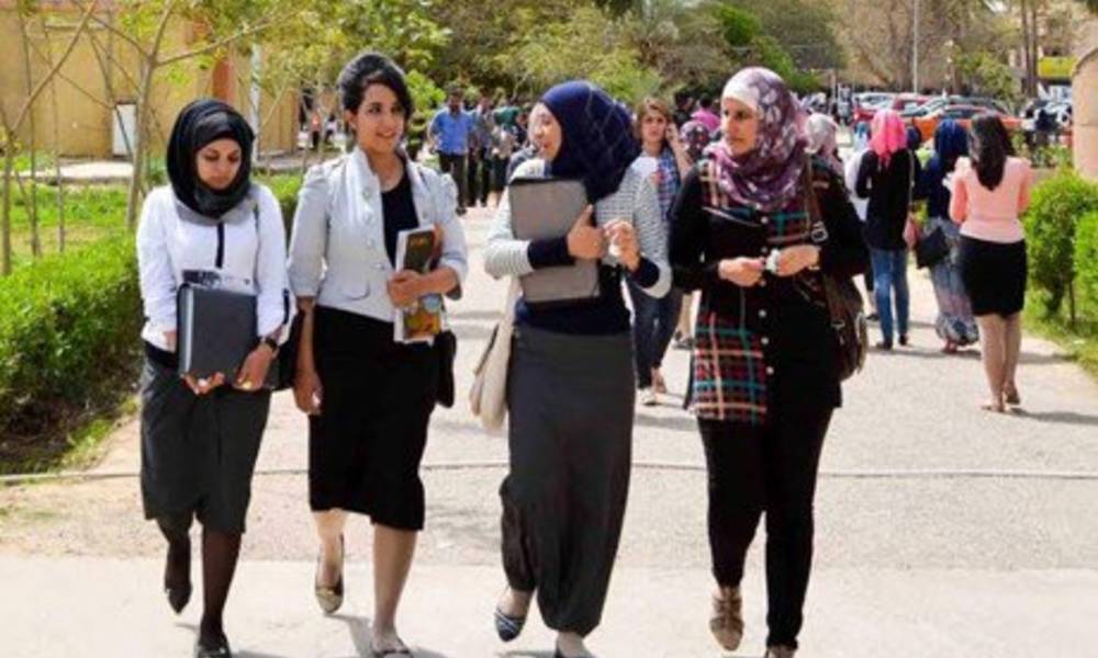 تخفيض أجور الدراسات المسائية للموظفين المتعاقدين 50% أسوة بأعضاء الهيئات التدريسية