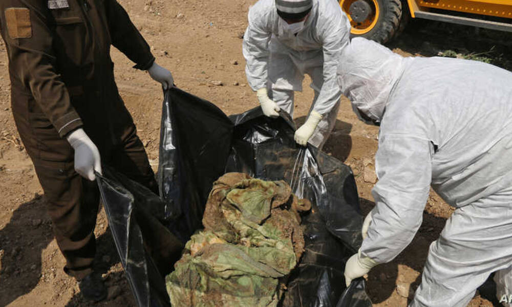 العثور على 143 جثة في مقبرة جماعية جديدة في العراق ..