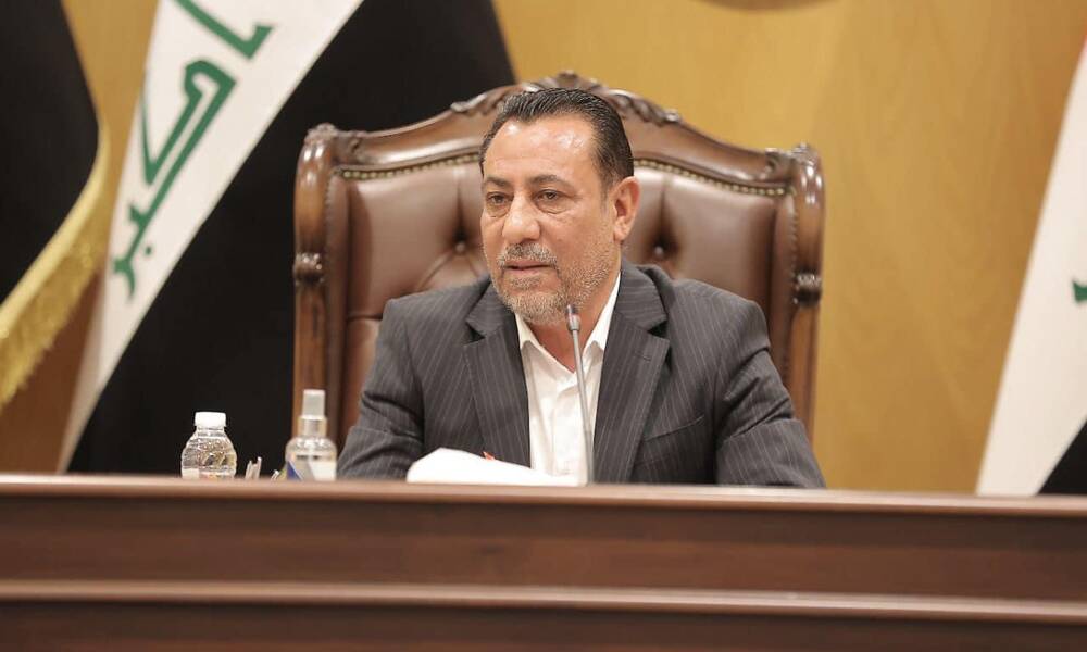 حاكم الزاملي.. يوجه بالإسراع بإقرار مقترح قانون التقاعد والضمان الاجتماعي للعمال