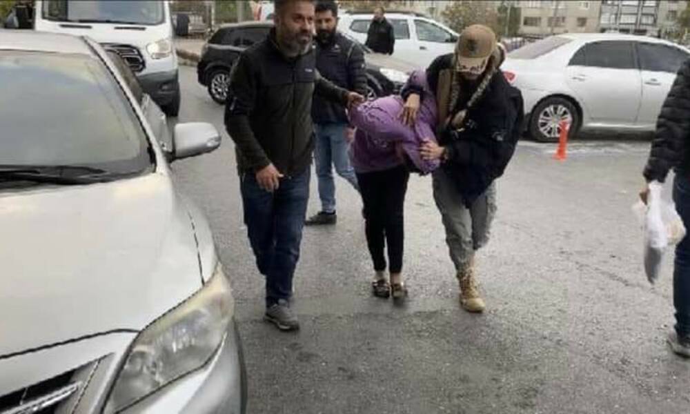 تركيا تلقي القبض على امرأة وضعت القنبلة في شارع الاستقلال في ⁧‫تقسيم‬⁩ بــ اسطنبول" صور "‬⁩