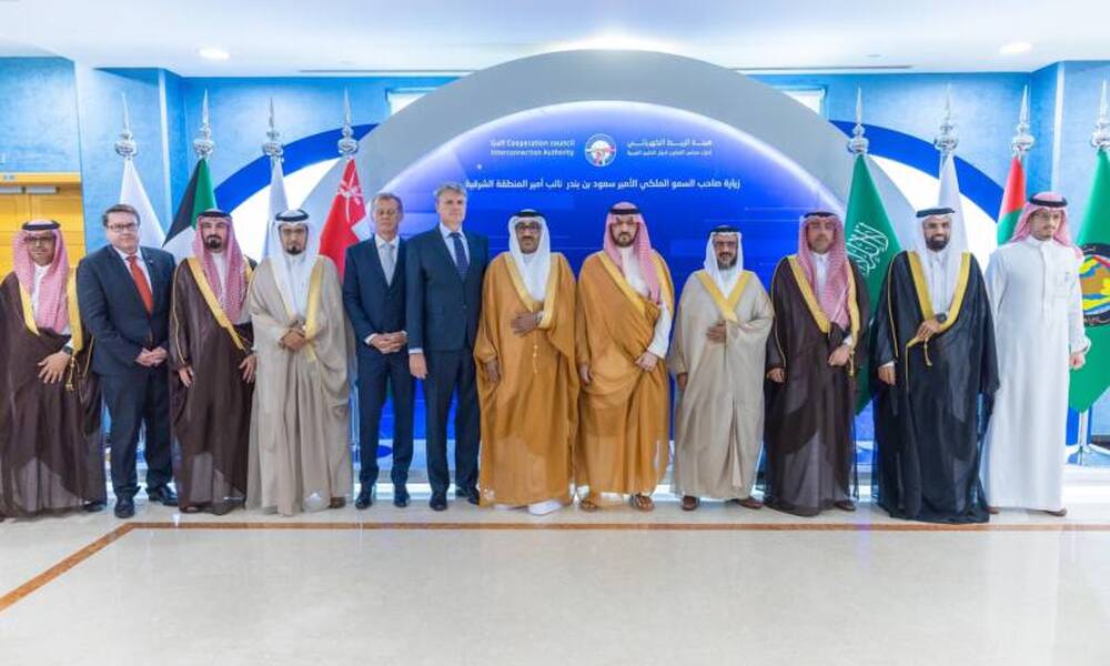 دول مجلس التعاون الخليجي.. توقع عقد مشروع ربط السوق الخليجية للكهرباء مع العراق