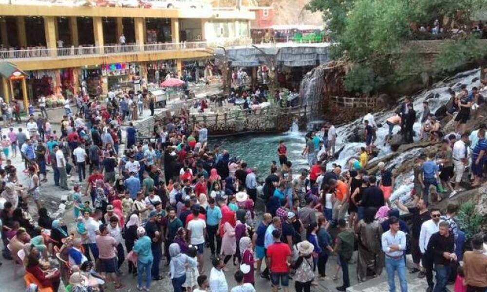 من إيران إلى كردستان العراق.. منفذ “برويزخان” يشهد طوفانًا بشريًا لغرض السياحة