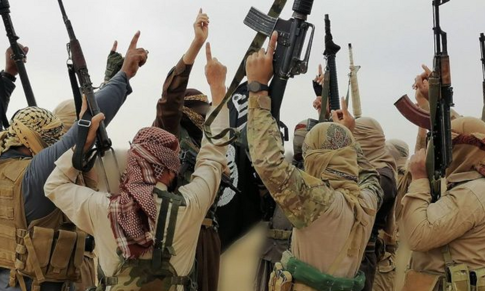 تصعيد أمني خطير في سوريا.. داعش ينفذ 13 هجوماً ويوقع ضحايا بين المدنيين وقسد