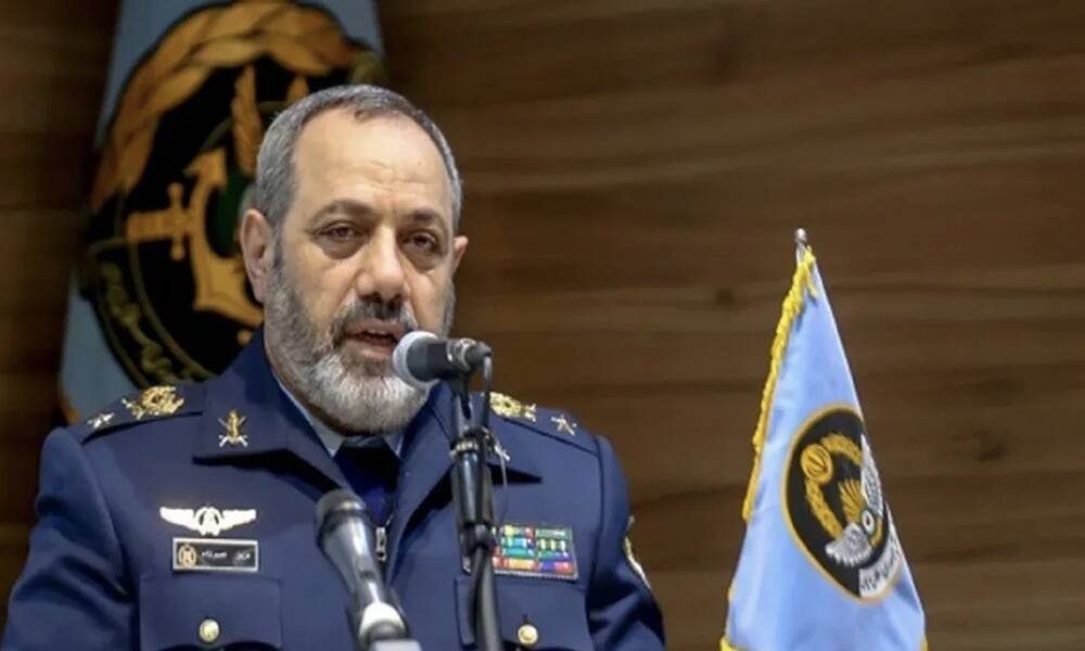 وزير الدفاع الإيراني يهدد بضرب "القواعد العسكرية الأمريكية" في المنطقة