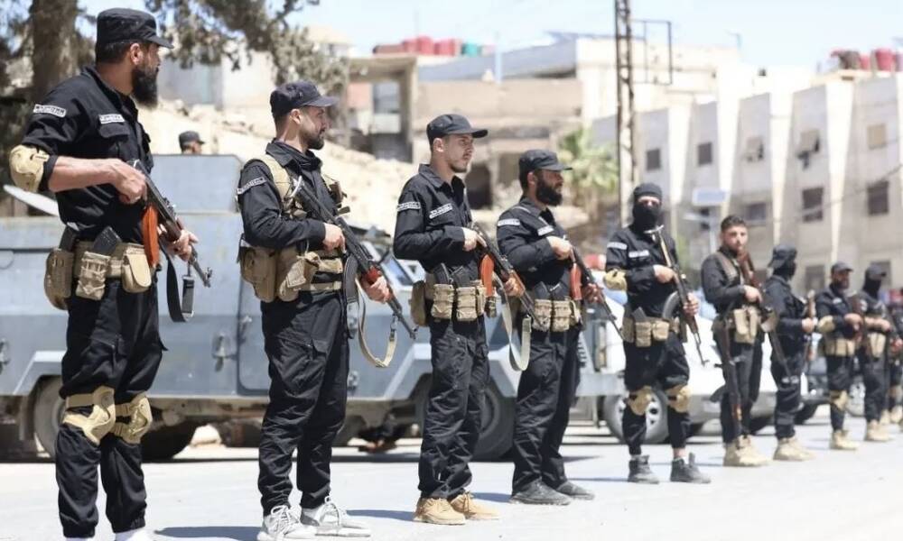 "قناصات"و "صواريخ".. روسيا تزود دروز السويداء بشحنتي أسلحة‎
