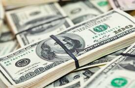ارتفاع سعر الدولار الامريكي الى 1380 دينار عراقي