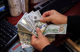 الدولار يعاود الارتفاع في بغداد والاقليم