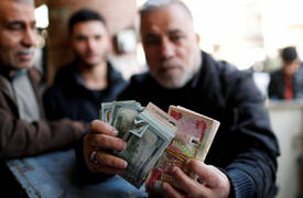 سبب تراجع "الدينار العراقي" .. يعلن عنه محافظ البنك المركزي