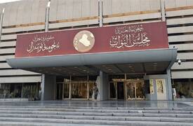 البرلمان مشلول.. القوانين عالقة بين الخلافات والحملات الانتخابية