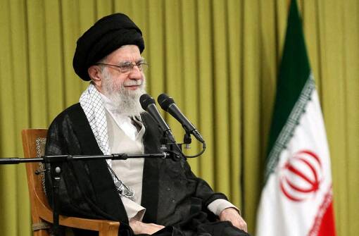 خامنئي يفتح النار على واشنطن وتل أبيب.. رسائل حادة وتحدٍ مباشر
